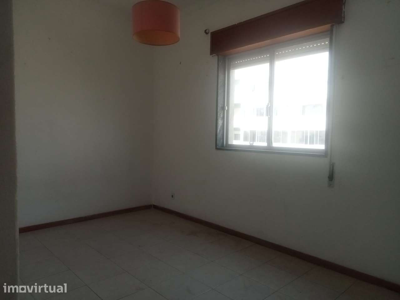 Vende-se AP T2, a 300m da Praia de Quarteira - Grande imagem: 2/10