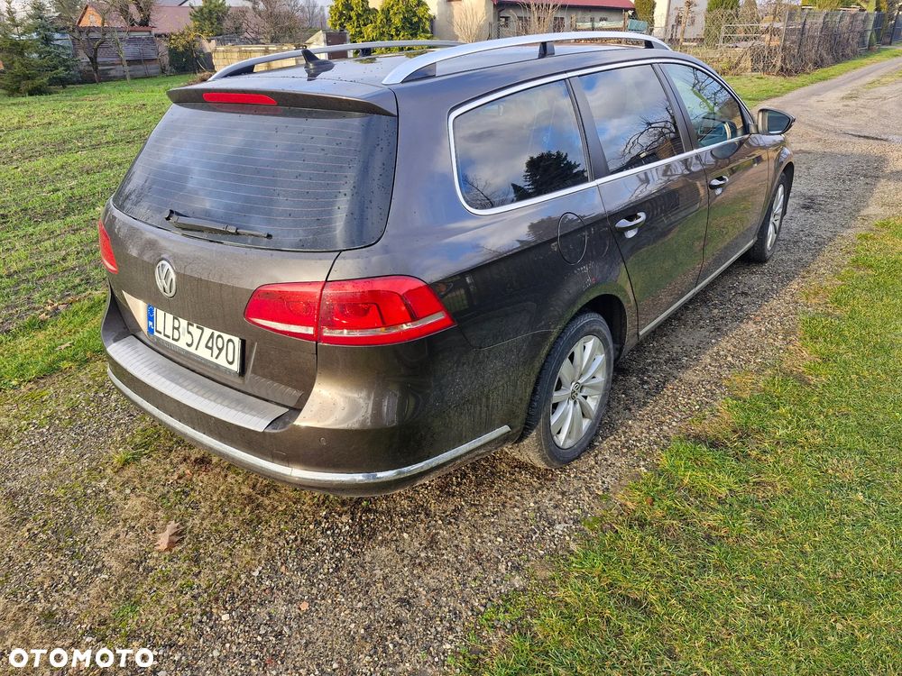 Volkswagen Passat 2.0 TDI Trendline - 4