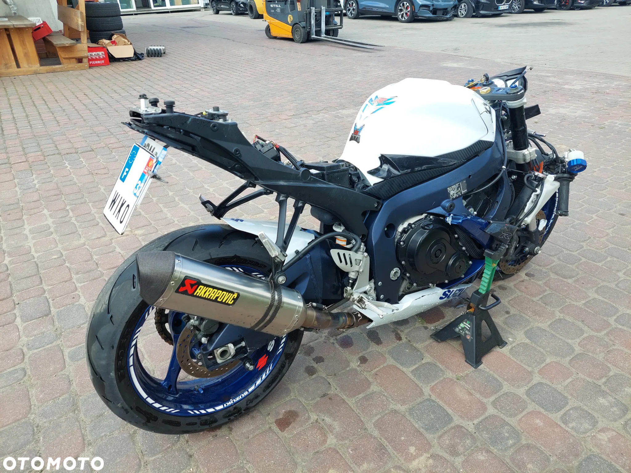 Suzuki GSX-R - 7