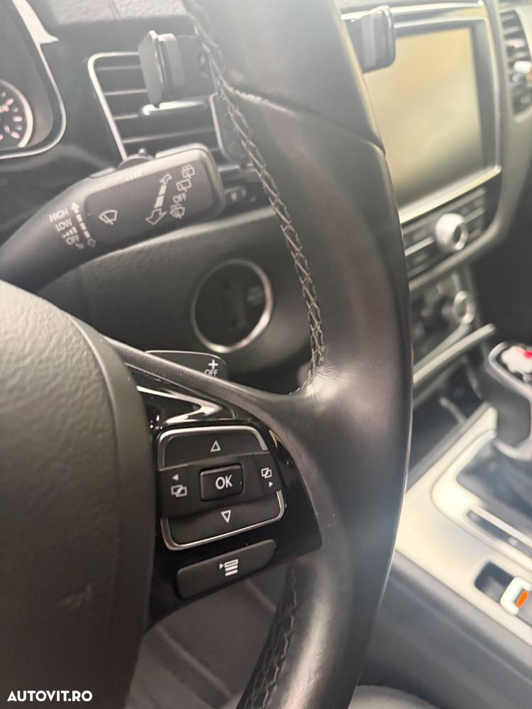 Volkswagen Touareg - 14