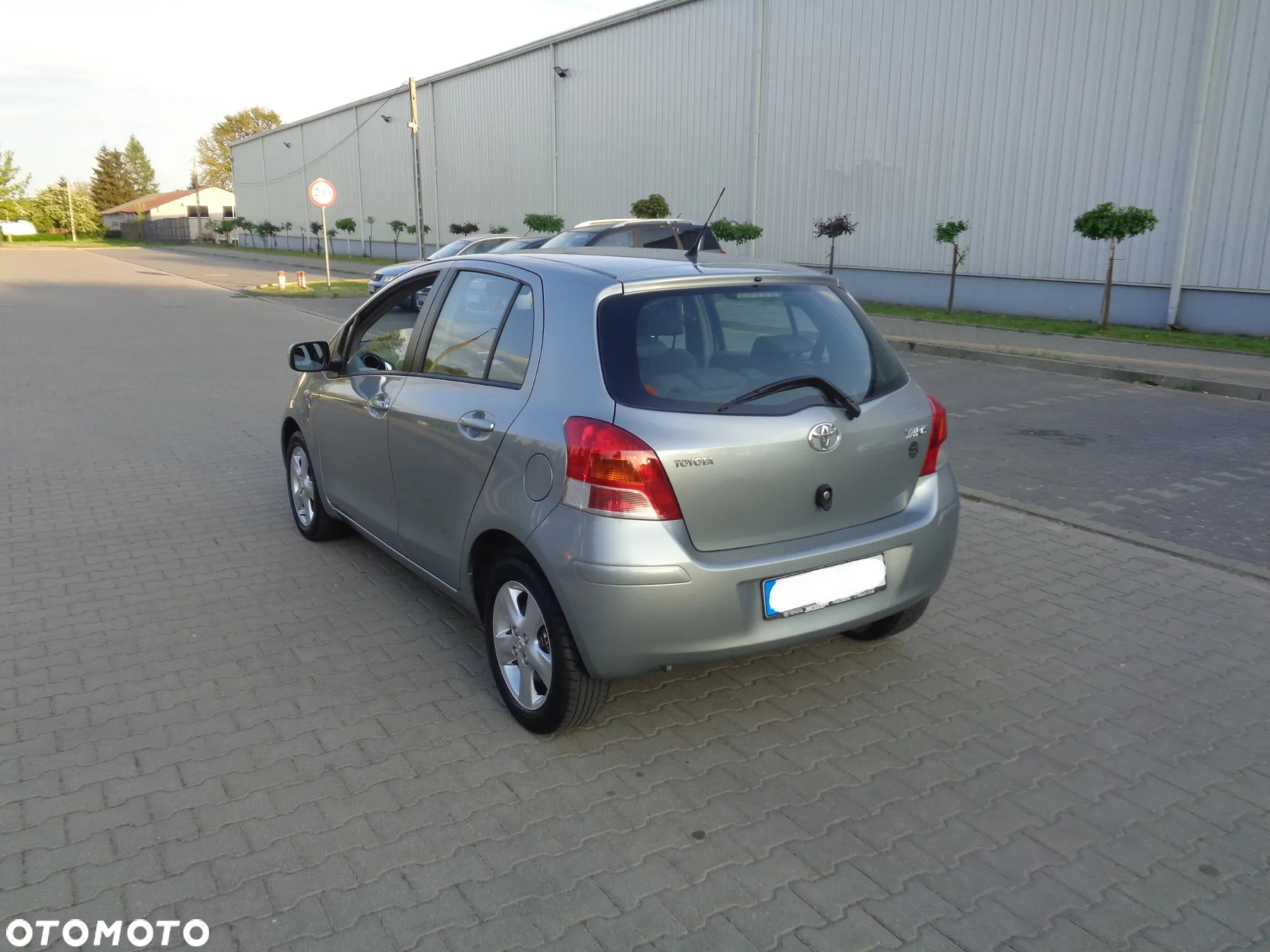 Toyota Yaris 1.33 Prestige - 5