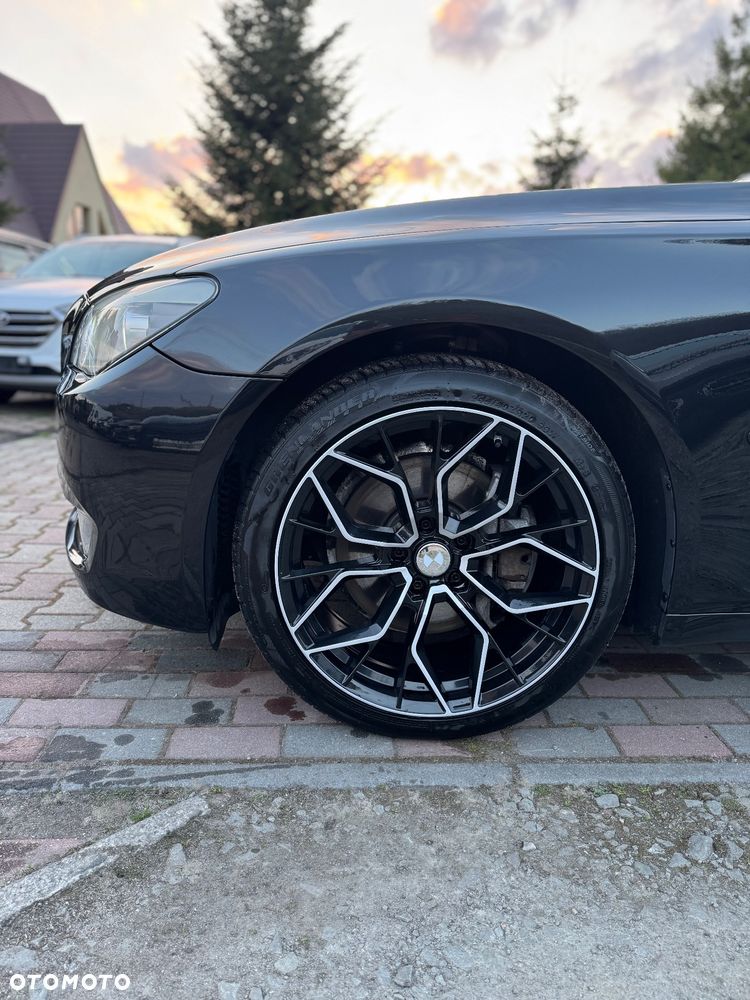 BMW Seria 7 - 12