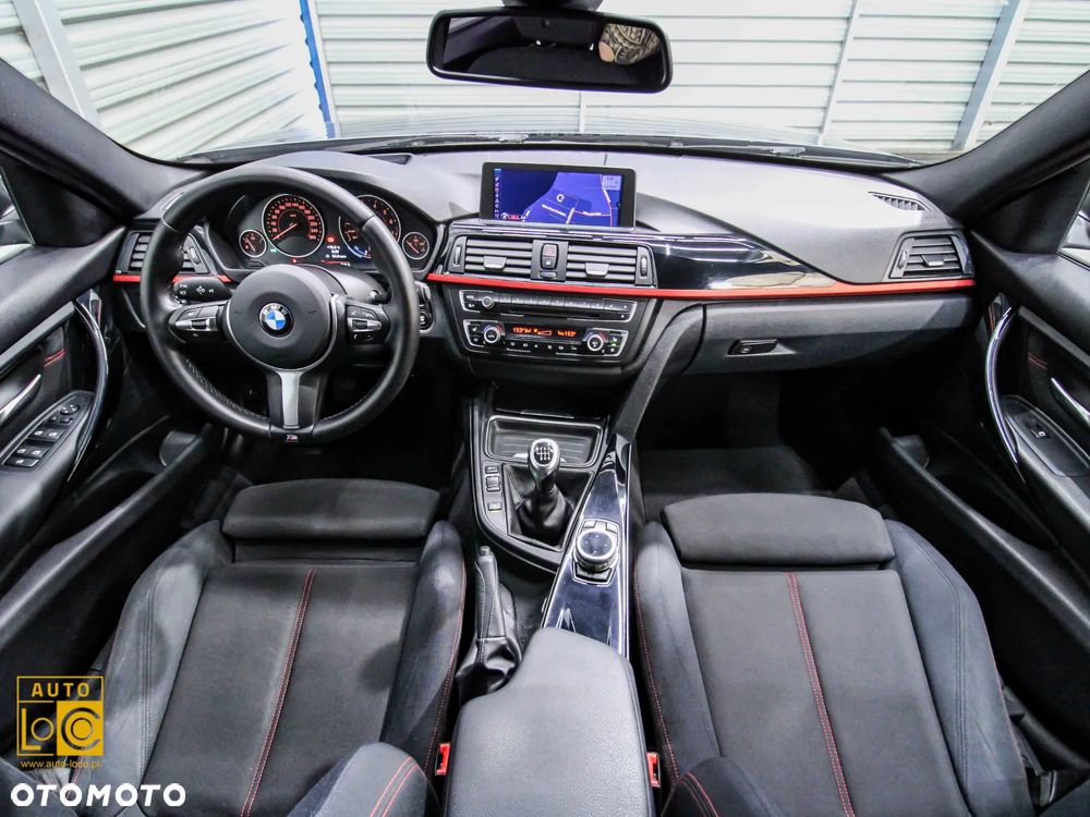 BMW Seria 3 320i M Sport - 5