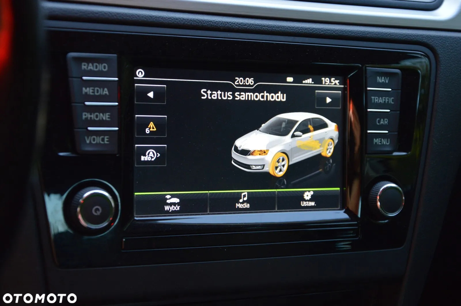 Skoda RAPID 1.2 TSI Edition - 30