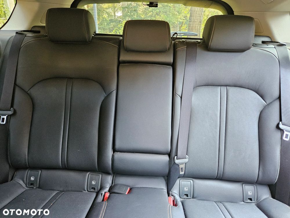Mazda CX-60 - 12