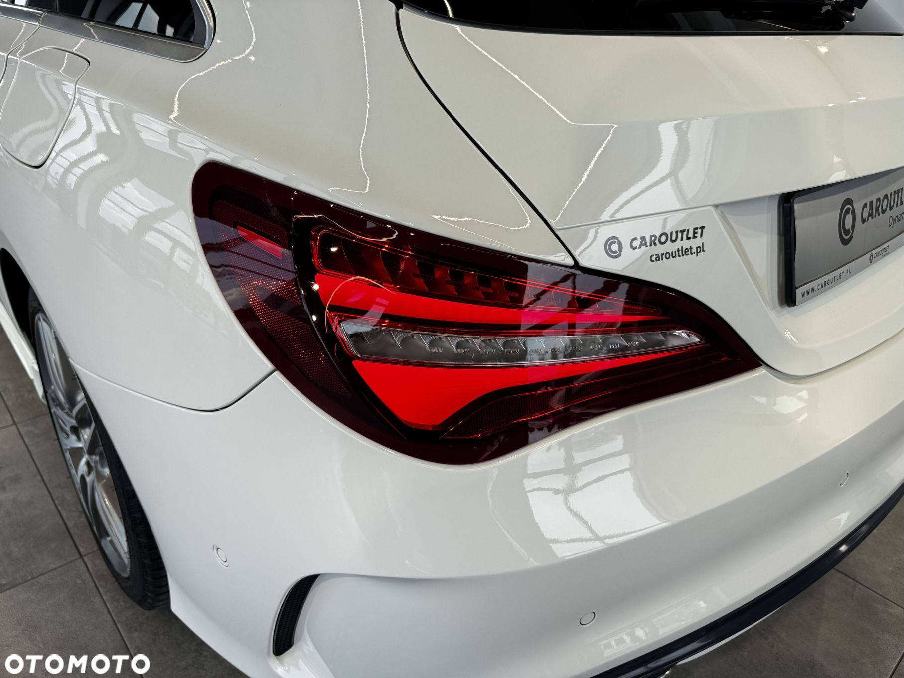 Mercedes-Benz CLA - 12