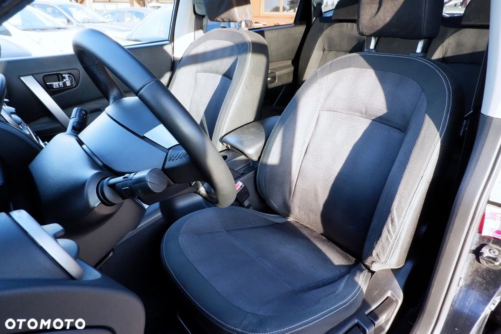 Nissan Qashqai+2 2.0 dCi 4x4 Tekna EU5 - 27