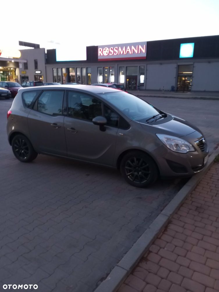 Opel Meriva 1.4 Cosmo - 4