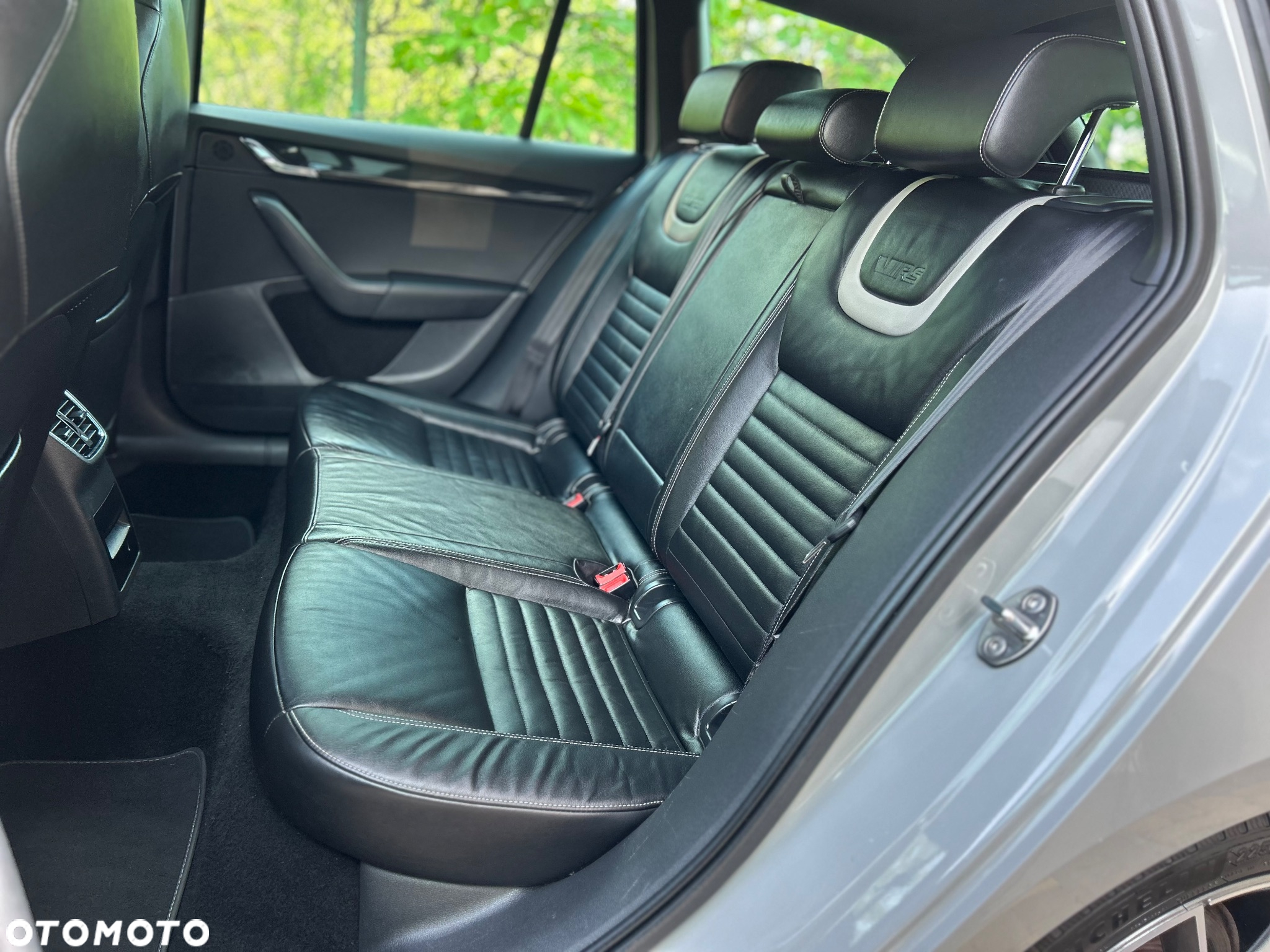 Skoda Octavia 2.0 TDI (Green tec) DSG RS - 24