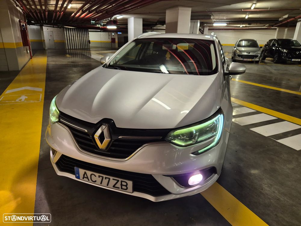 Renault Mégane Sport Tourer ENERGY dCi 110 EXPERIENCE - 4
