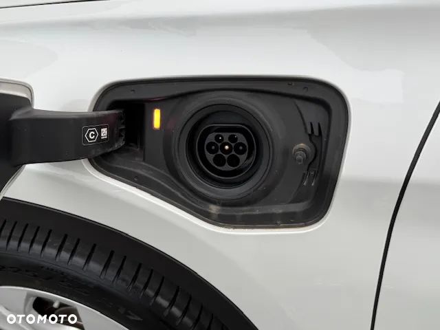 BMW X1 xDrive25e Business Edition - 11