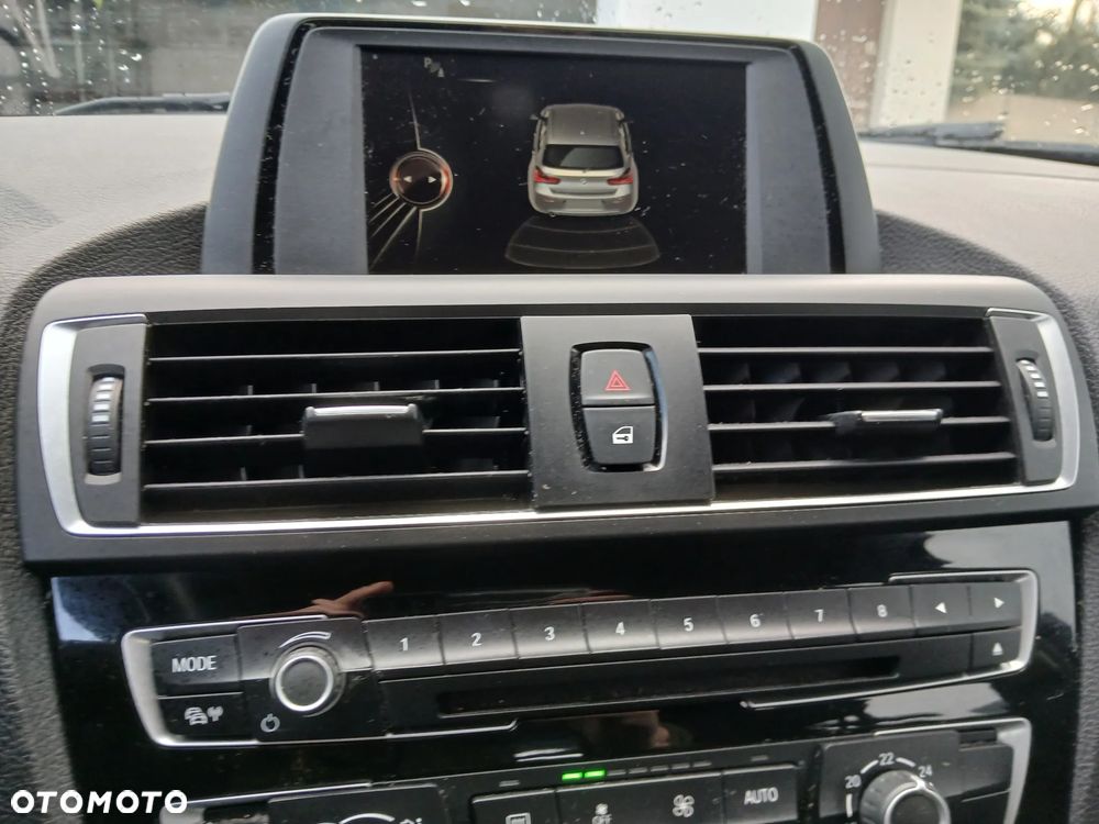 BMW Seria 1 116i Advantage - 24