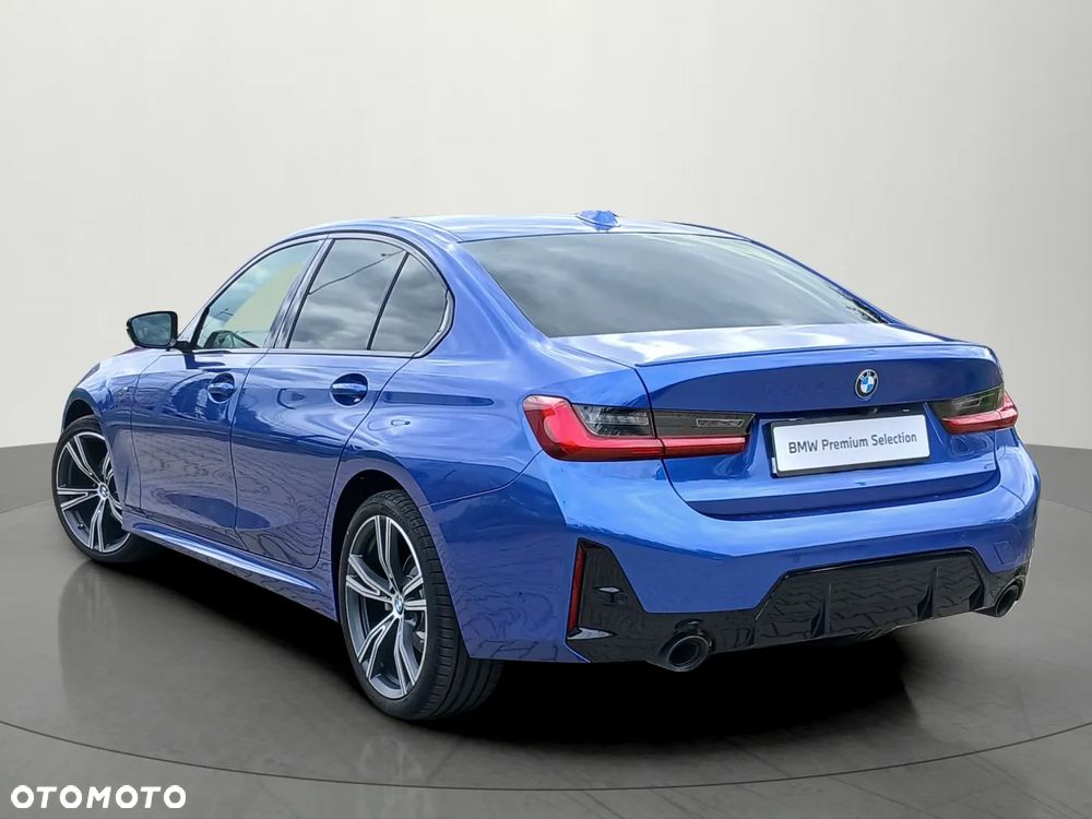 BMW Seria 3 320i M Sport - 4