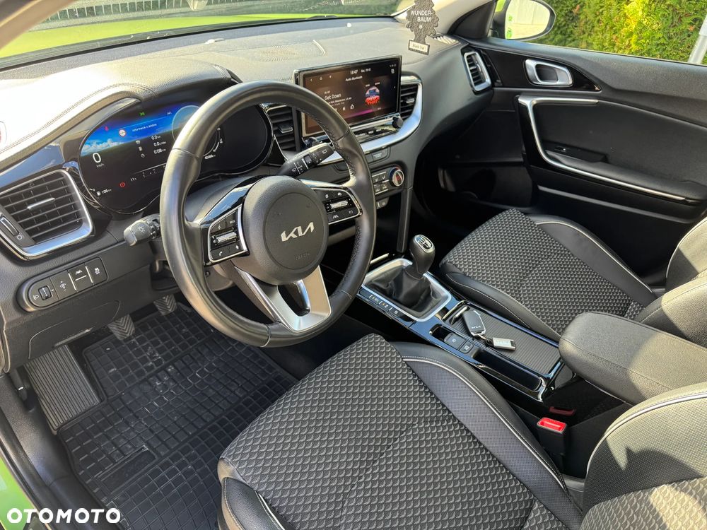 Kia XCeed 1.5 T-GDI Business Line - 33