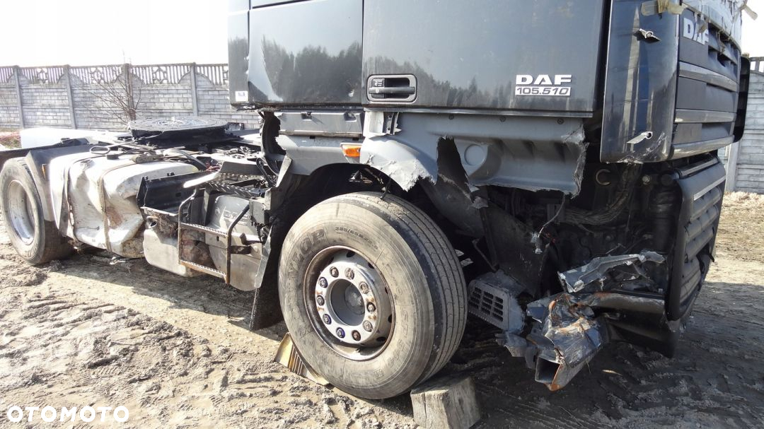 KABINA DAF XF 105 106 CF USZKODZONA 2000 NETTO - 9