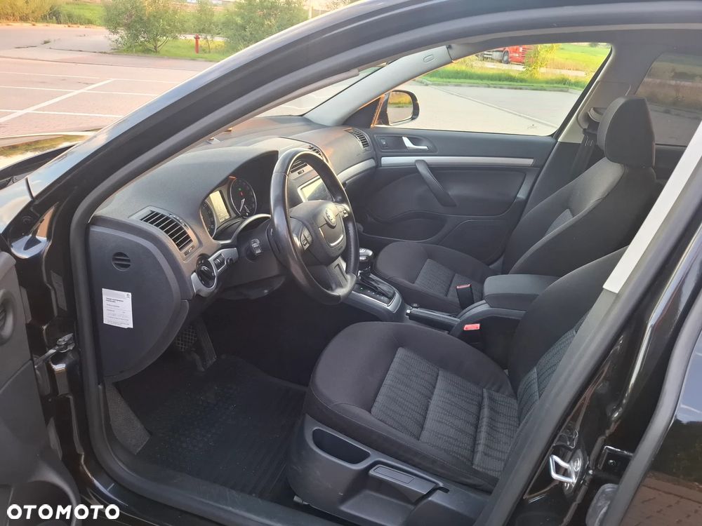 Skoda Octavia 2.0 TDI DPF Ambition DSG - 17