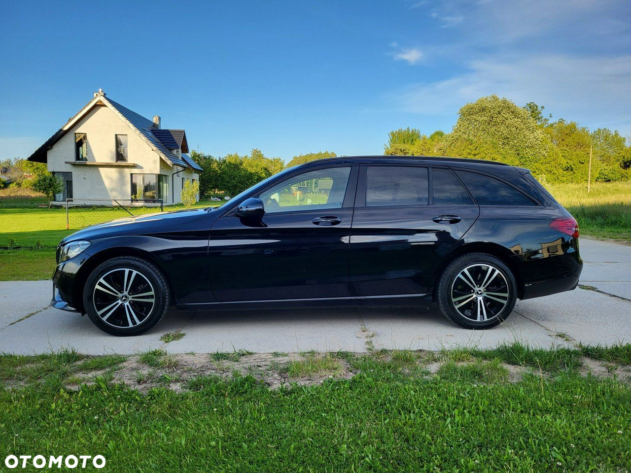 Mercedes-Benz Klasa C 220 d T 9G-TRONIC - 24