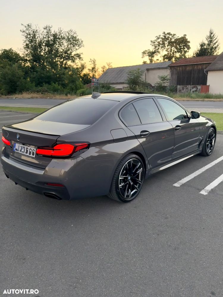 BMW Seria 5 530d xDrive AT MHEV - 14