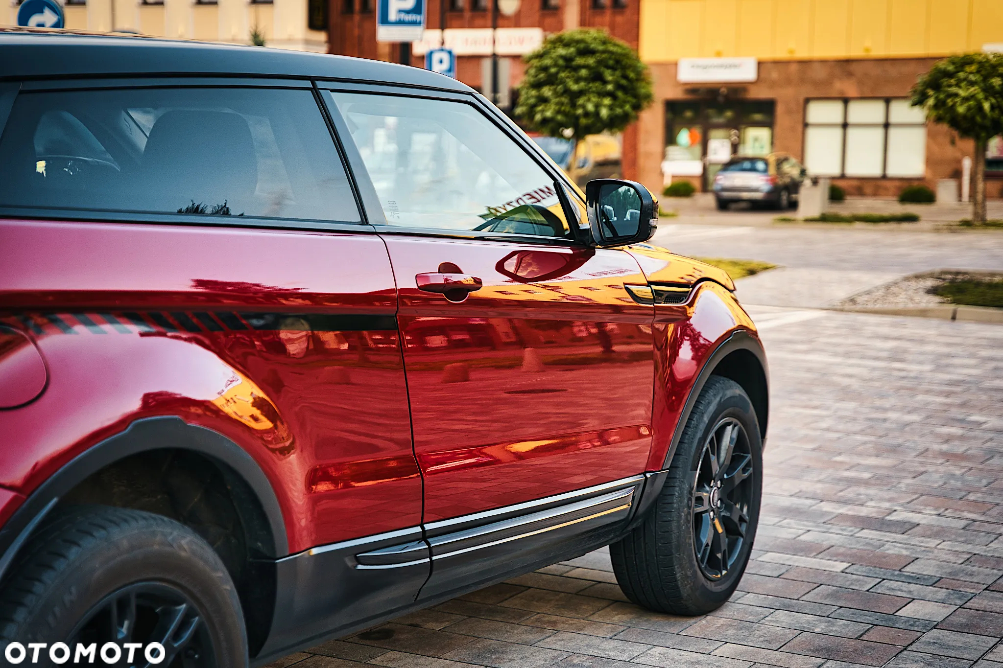 Land Rover Range Rover Evoque - 16