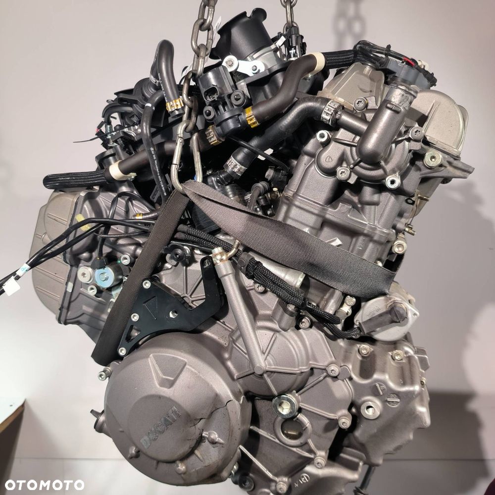 SILNIK MOTOCYKL DUCATI PANIGALE V2 S V2 890 2025 - 2