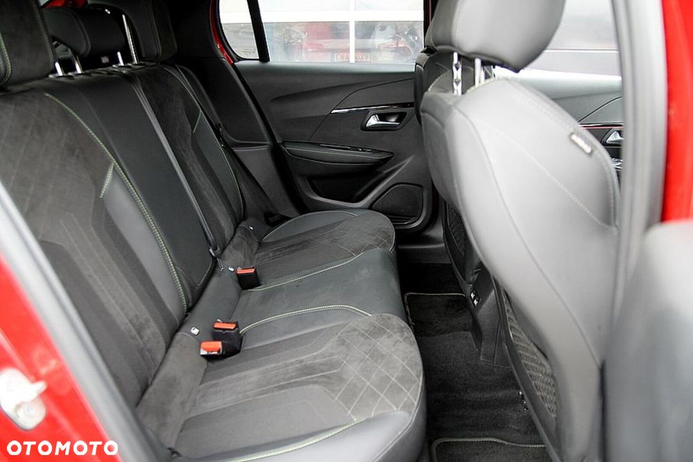 Peugeot 208 1.2 PureTech GT Pack S&S EAT8 - 24