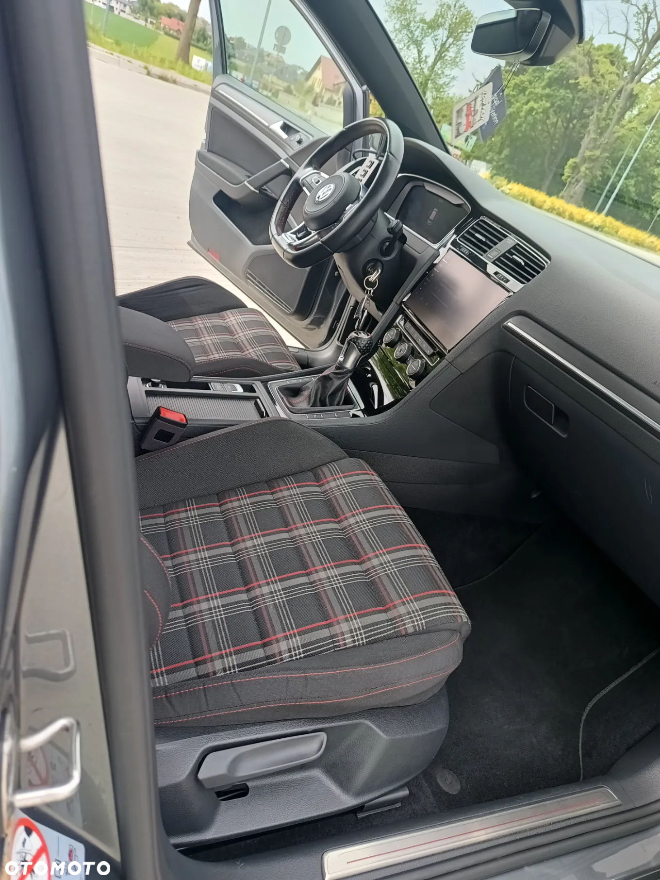 Volkswagen Golf GTI (BlueMotion Technology) - 19
