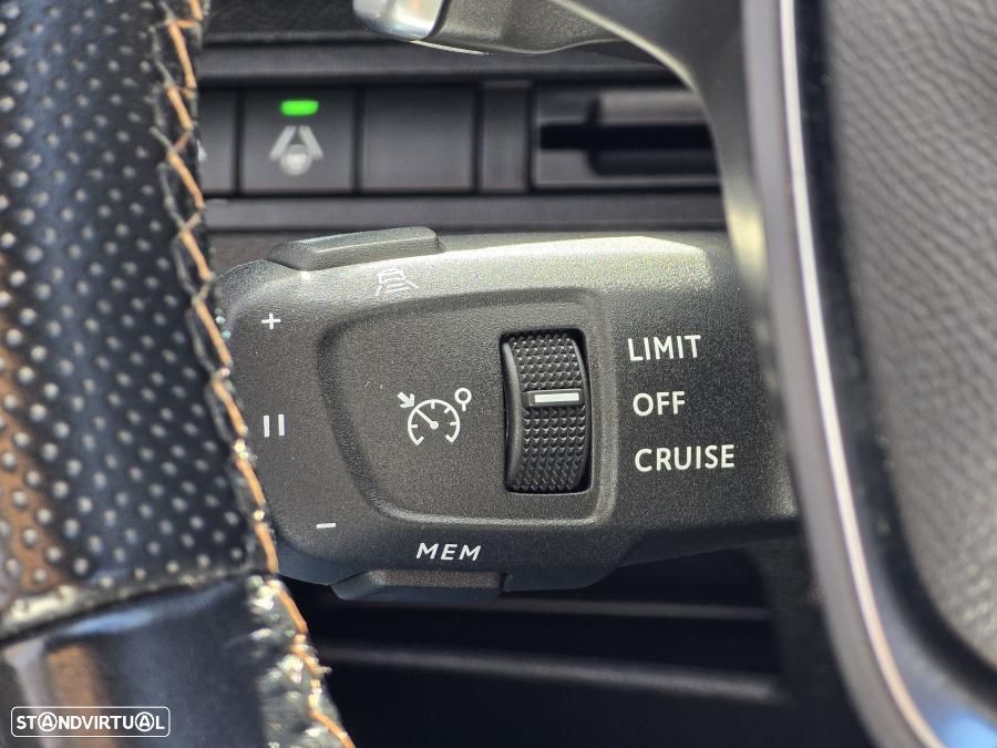 Peugeot 3008 1.5 BlueHDi GT EAT8 - 27