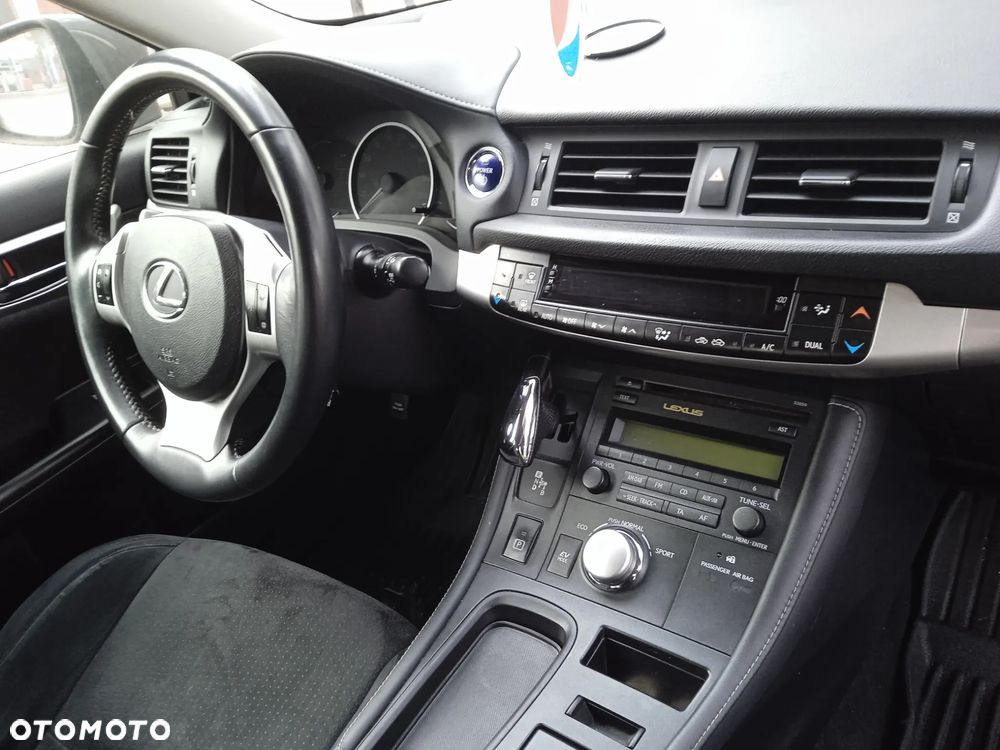 Lexus CT 200h Eco / Elite - 9