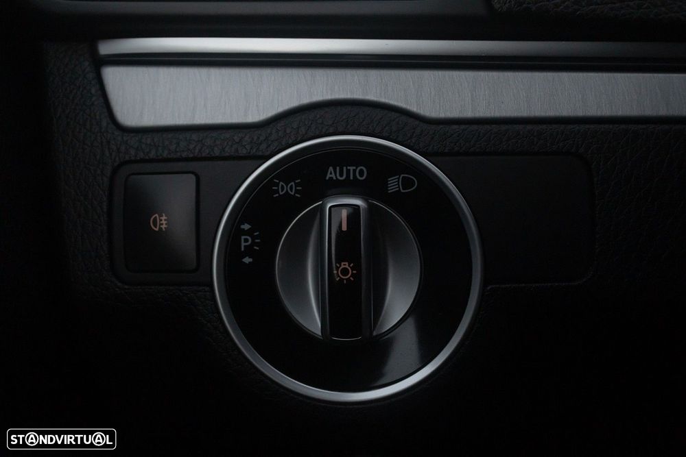 Mercedes-Benz E 220 CDi BlueEfficiency Auto - 18