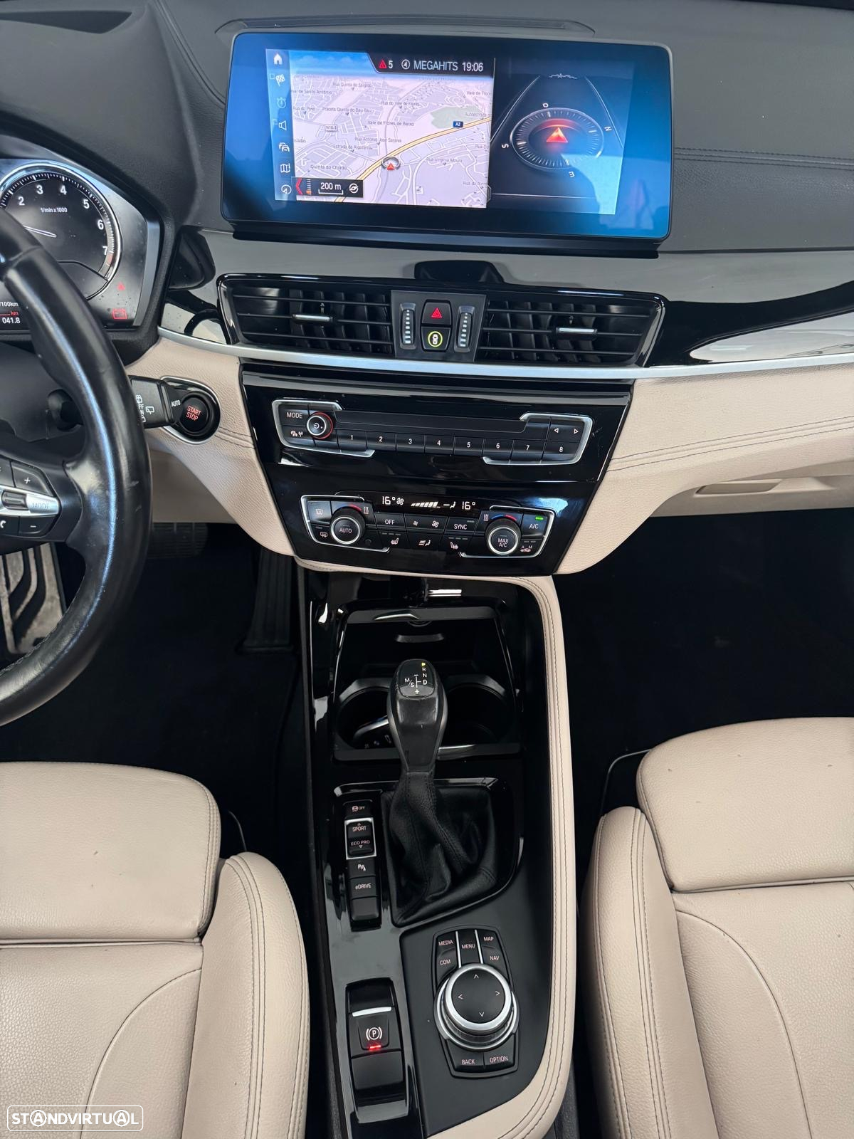 BMW X1 25 e xDrive Pack M - 16