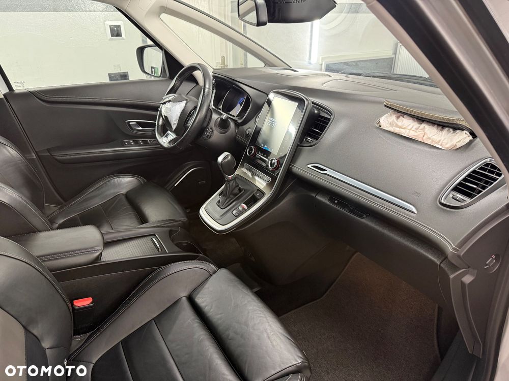 Renault Scenic - 13