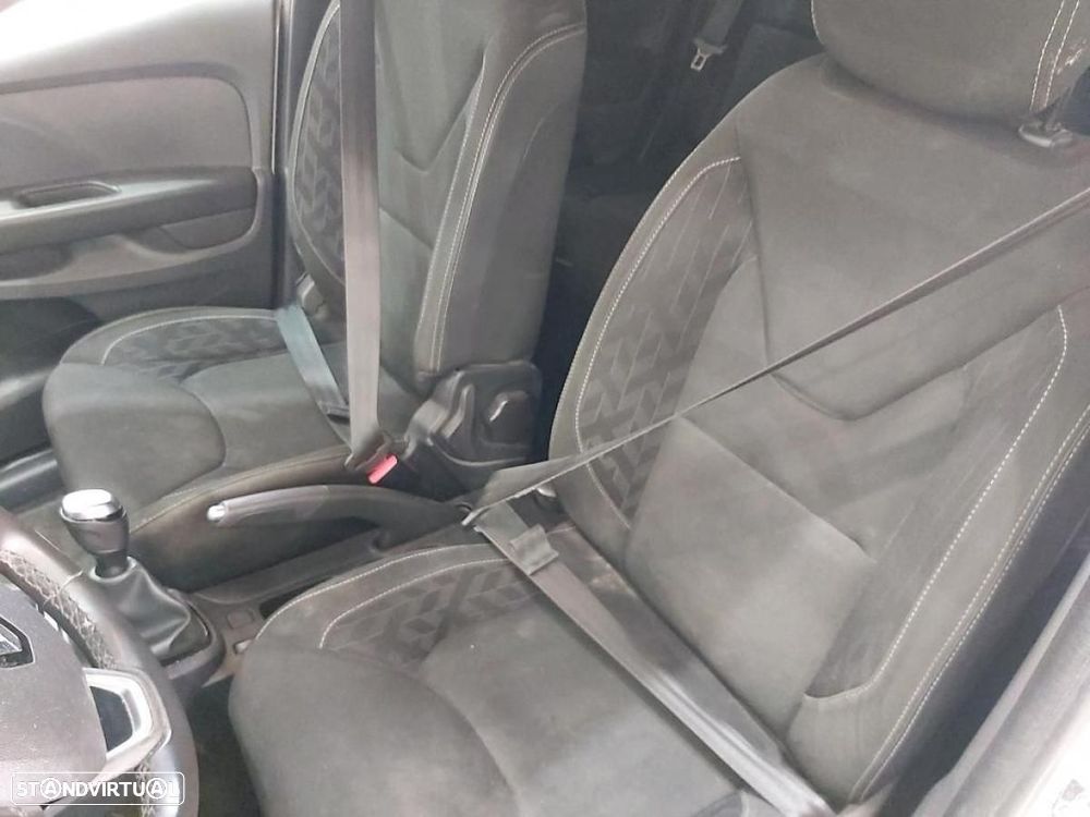 Renault Clio Sport Tourer 1.5 dCi Limited - 4