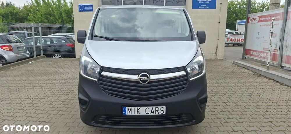 Opel Vivaro - 2