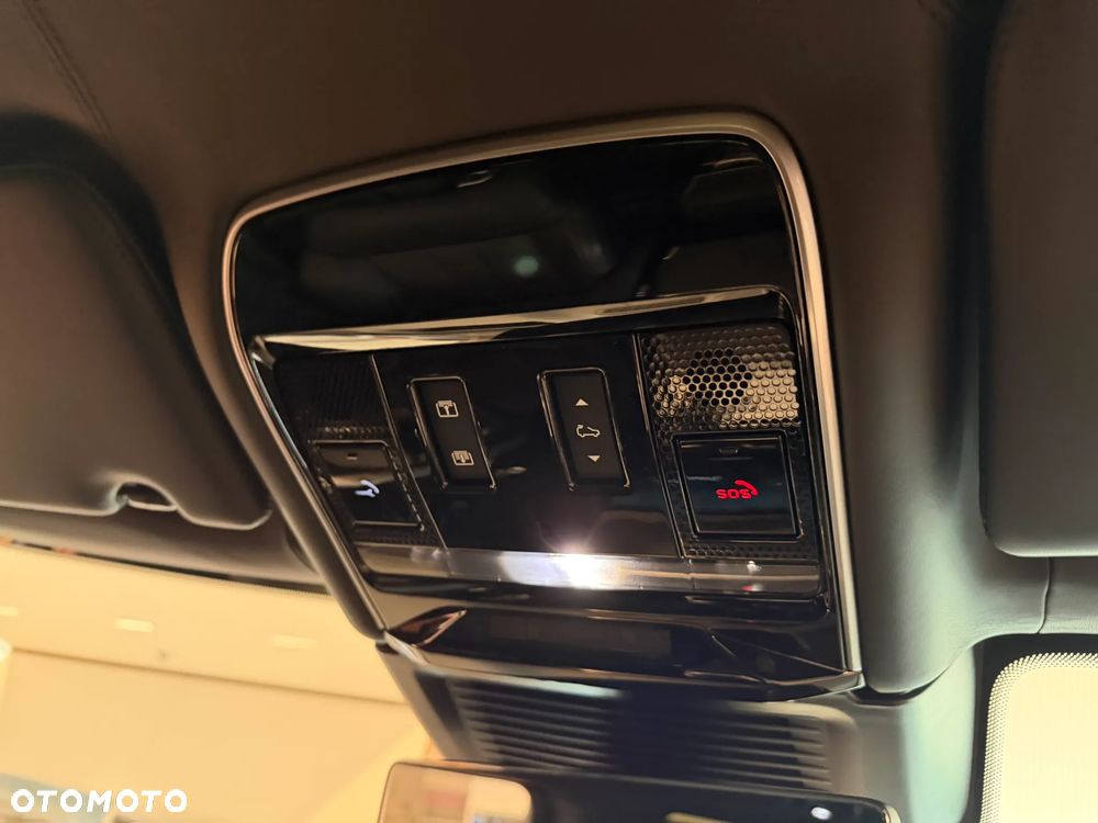 Land Rover Range Rover D350 Autobiography - 27