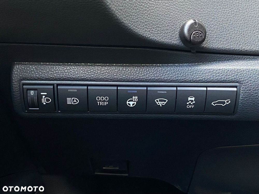 Toyota Corolla - 28