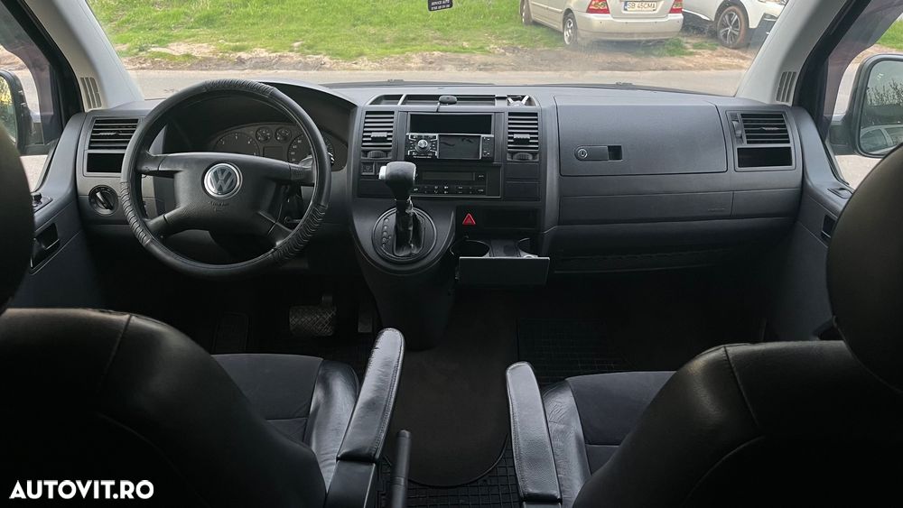 Volkswagen Transporter - 11
