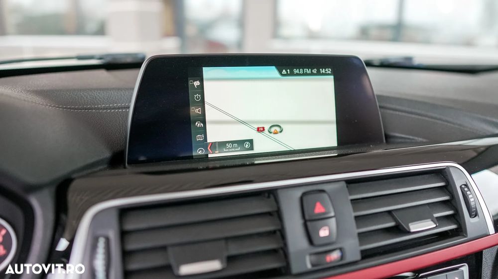 BMW Seria 3 320i Aut. M Sport - 11