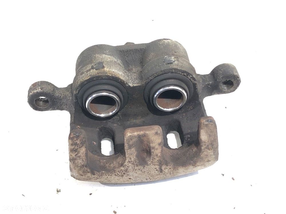 ZACISK PRAWY PRZÓD  PEUGEOT 4007 (VU_, VV_) 2007 - 2013 2.2 HDi 115 kW [156 KM] olej napędowy 2007 - 4