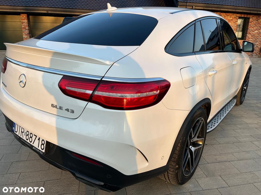 Mercedes-Benz GLC - 7