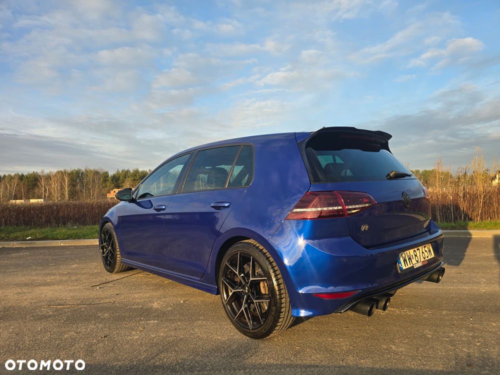 Volkswagen Golf - 40