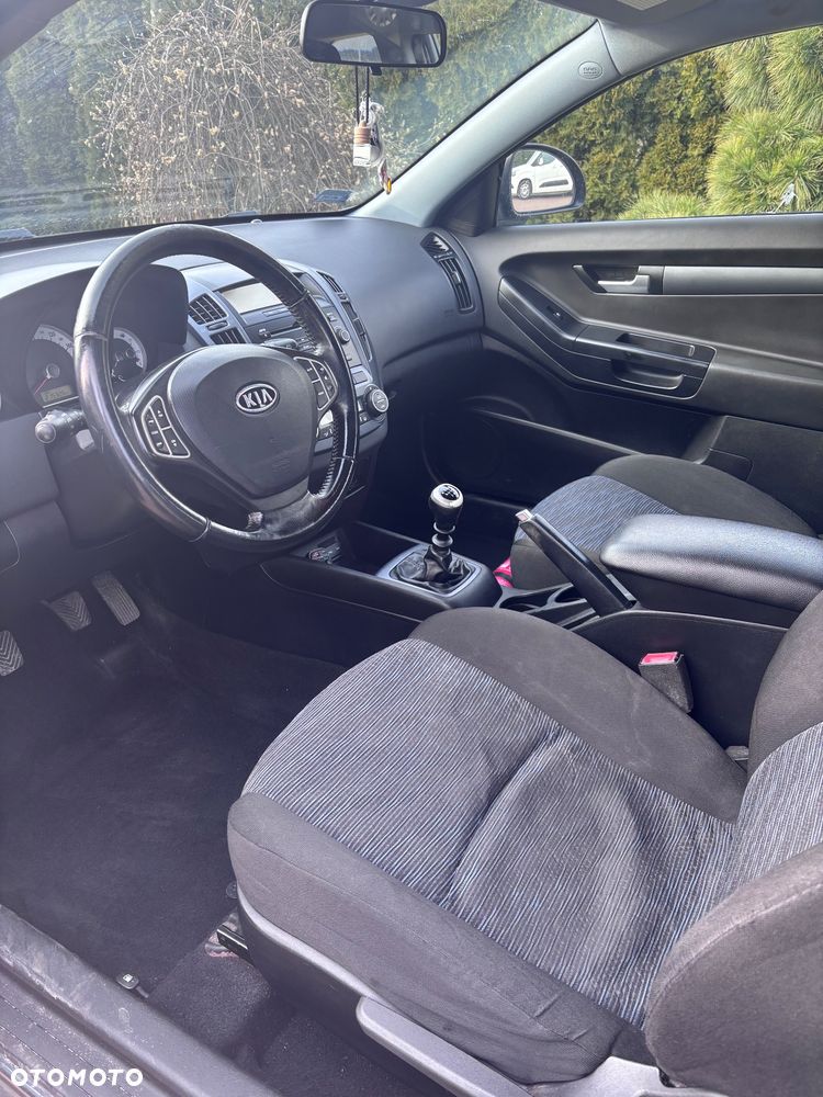 Kia Ceed 1.6 Crdi Comfort - 8