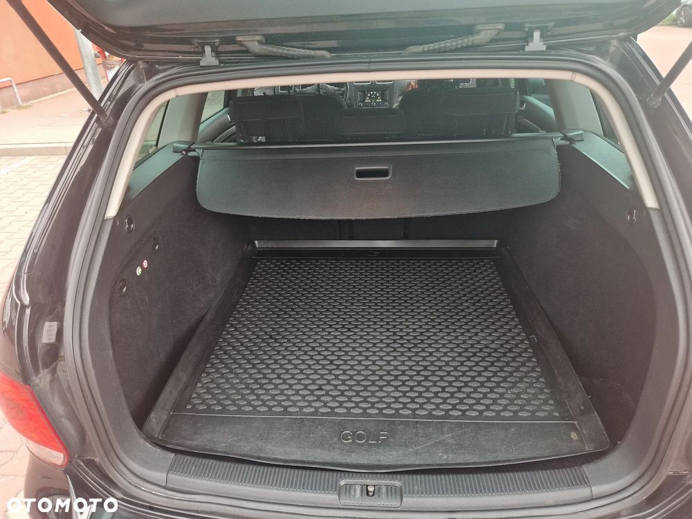 Volkswagen Golf 1.6 TDI DPF MATCH - 16