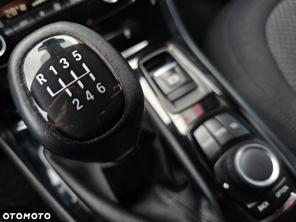 BMW Seria 2 218i Advantage - 28