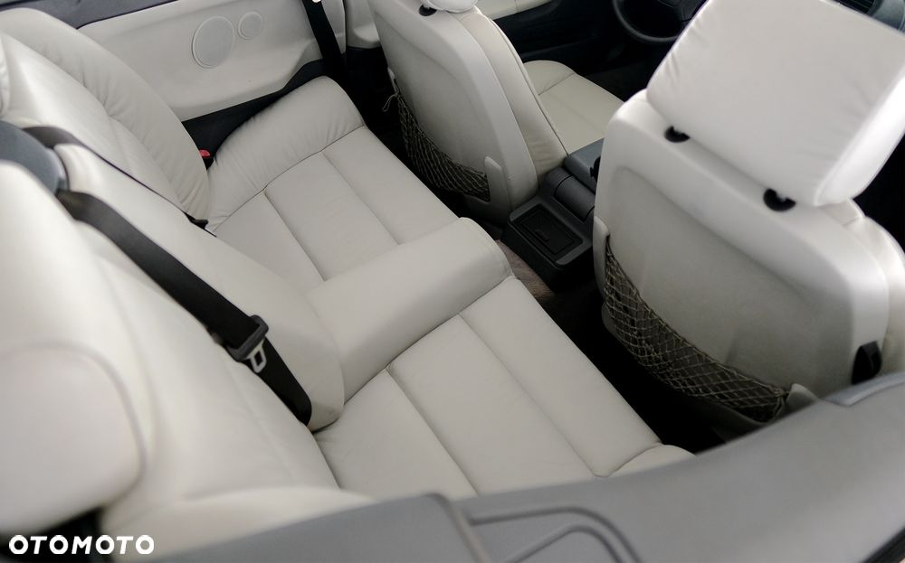 BMW Seria 3 323i - 21
