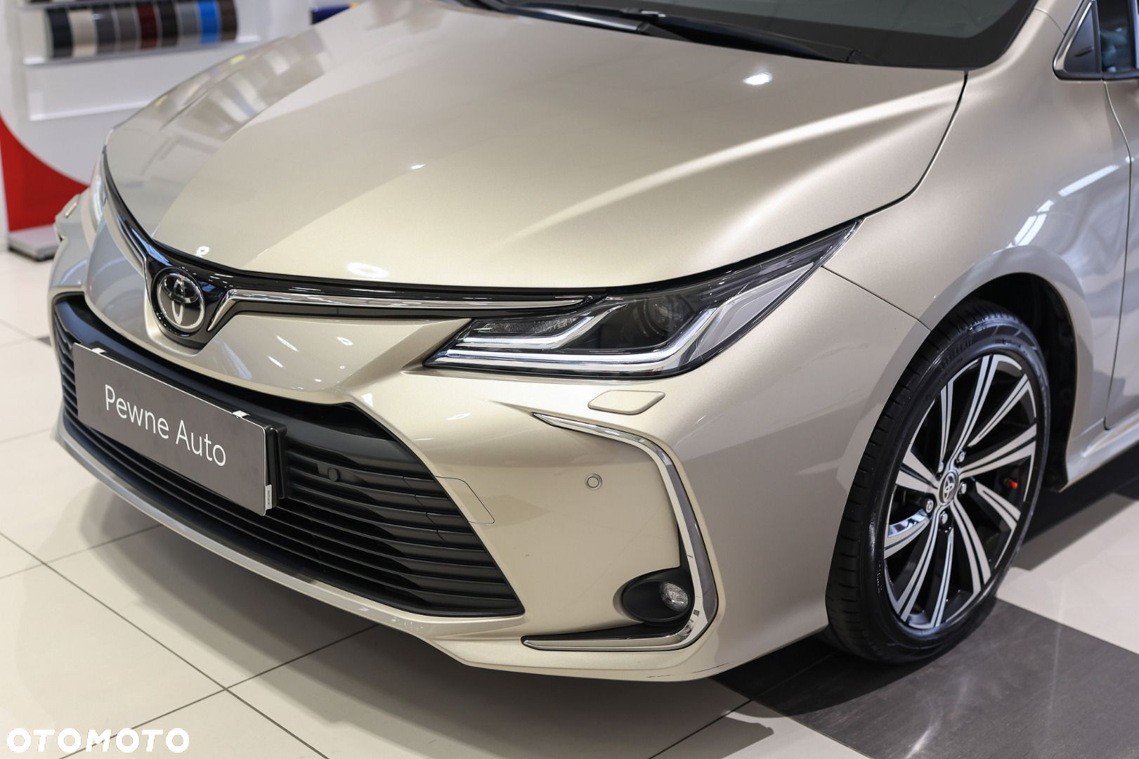 Toyota Corolla - 24