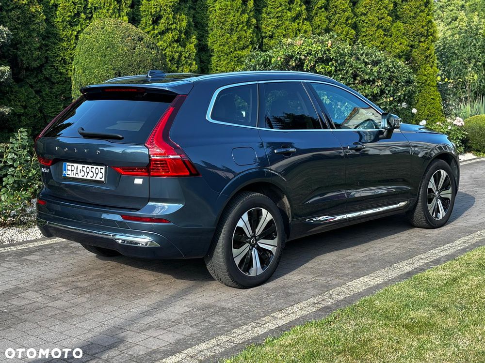 Volvo XC 60 T6 Plug-In Hybrid AWD Plus Dark - 10