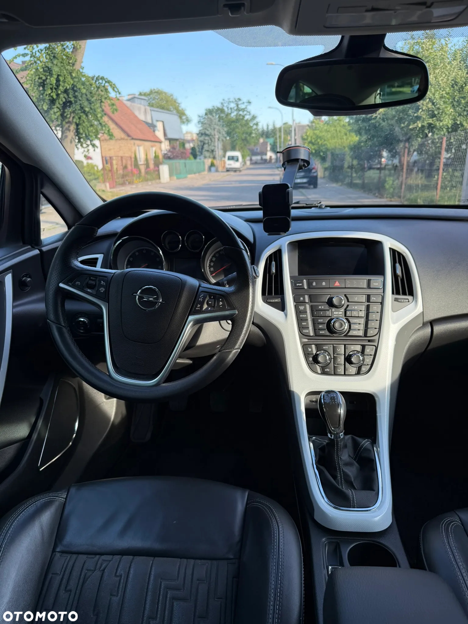 Opel Astra GTC 1.6 Turbo Innovation - 8