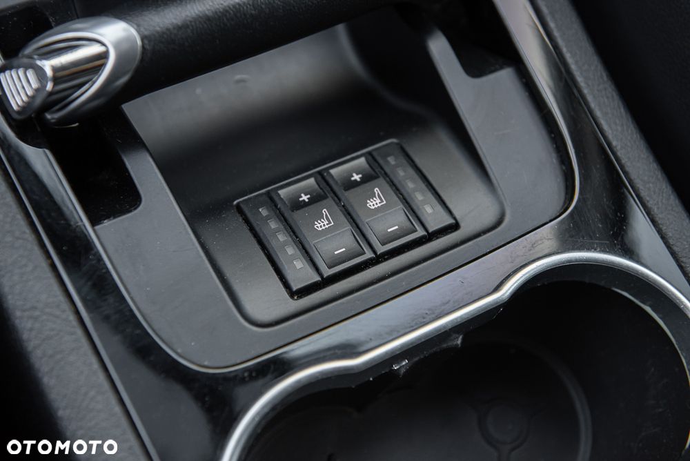 Ford S-Max 2.0 T Titanium - 25