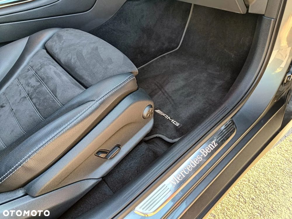 Mercedes-Benz GLC 220 d 4Matic 9G-TRONIC AMG Line - 9