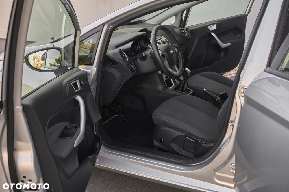 Ford Fiesta 1.25 Titanium - 22